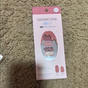 Dashing Diva Glaze Gel Nail Strips